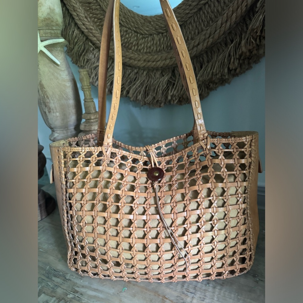 Woven Leather Tote Bag in Tan - Picture 3 of 8
